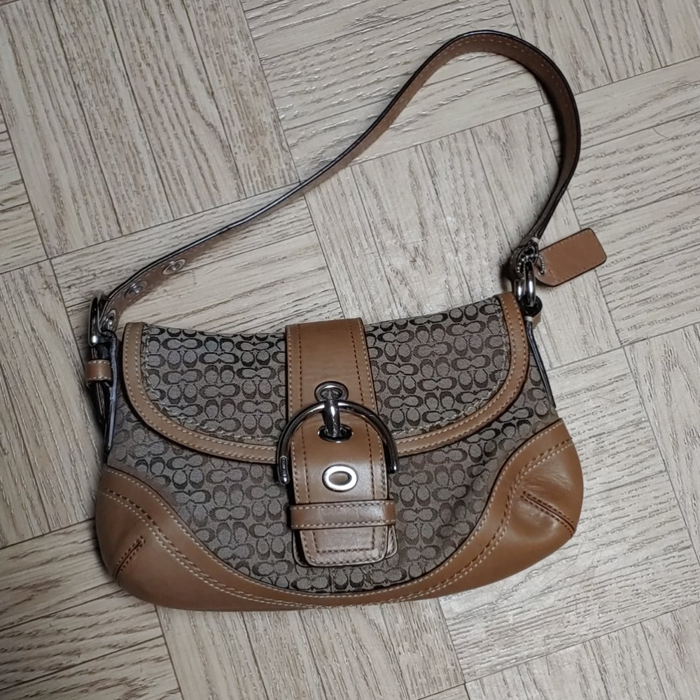 Coach shoulder bag